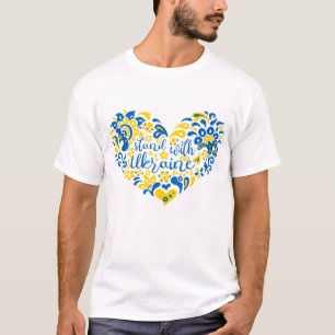 T-shirt Soyez avec l'Ukraine lettrage et coeur