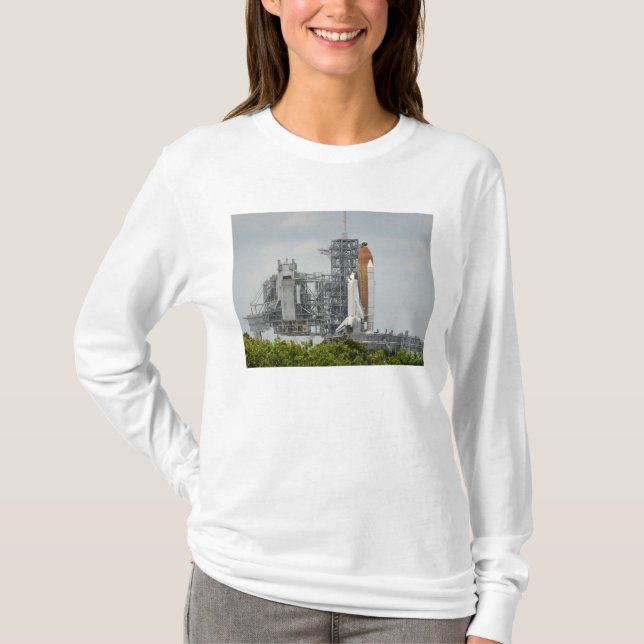T-shirt Space Shuttle Endeavor sur le lancement pad 5 (Devant)