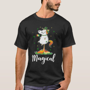 T-shirt St Patrick's Day Magical Unicorn Leprechaun Casque