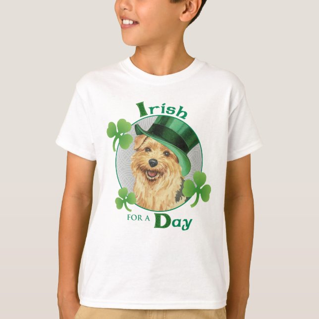 T-shirt St. Patrick's Day Norfolk Terrier (Devant)