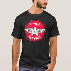 T-shirt Station-essence Volant Une Voiture À Moteur Servic
