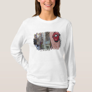 T-shirt Street art sur la rue Calle de la Libertad