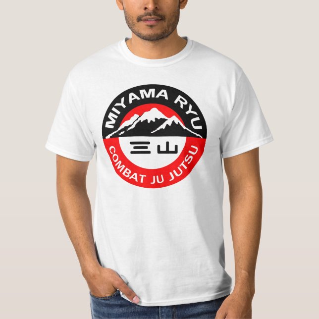 T-shirt Suez sur les tapis noirs et le logo rouge (Devant)