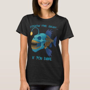 T-shirt Suivez la lumière… si vous osez. Lanterne du Dé