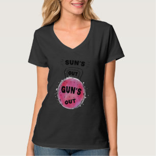 T-shirt Sun's Out Guns Out Kettlebell Graphic Bodybuilding