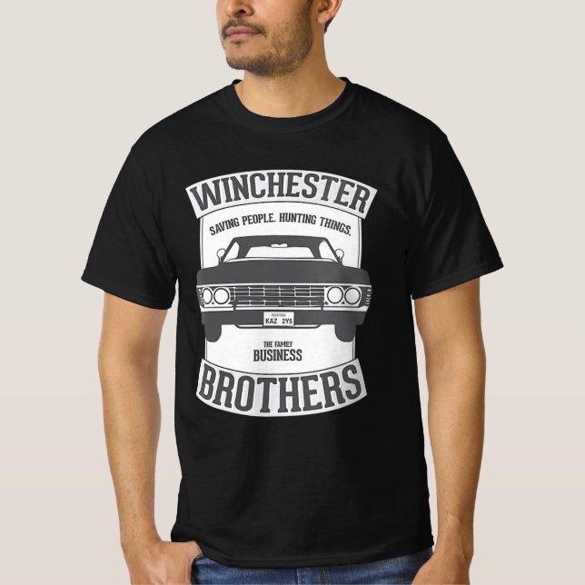 T-shirt Super naturel impala voiture classique (Devant)