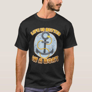 T-shirt sur un bateau