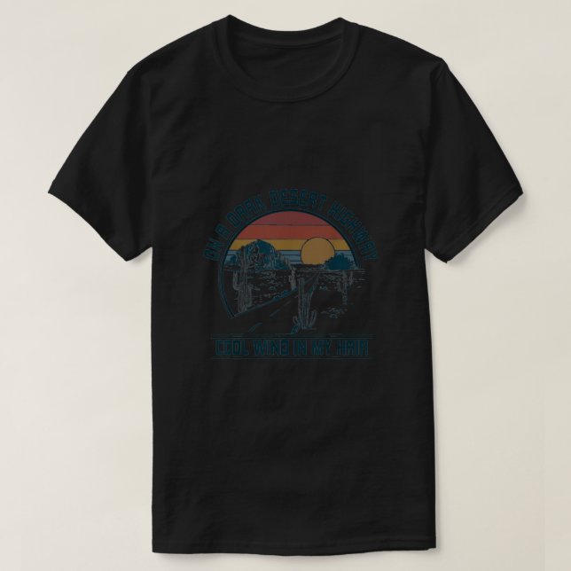 T-shirt Sur Une Route Du Désert Sombre Rétro (Design devant)
