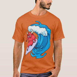 T-shirt Surfeur de taureau sur la planche à voile