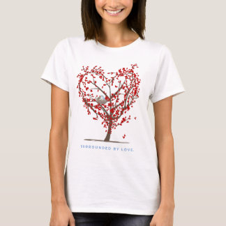T-shirt Surrounded by love
