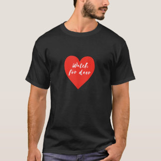T-shirt Surveillez Le Débardeur Du Coeur De Cerf