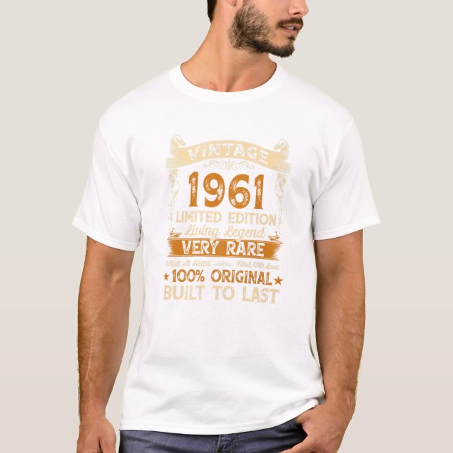 T-shirt Survived les années 60 Deux fois, Funny Anniversai (Devant)