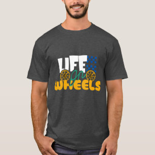 T-shirt "T-shirt noir avec "Life on Wheels" Texte.