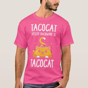 T-shirt Tat Écrit En Arrière Est Tat