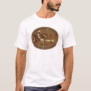 T-shirt taverne de voiture à moteur gonflé de fronde