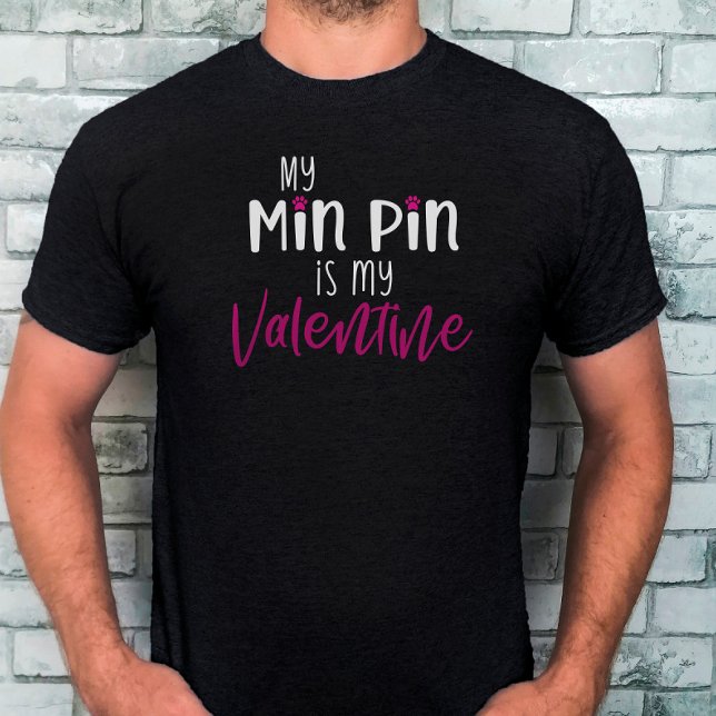 T-shirt Tee drôle de Min Pin pour la Saint-Valentin (Créateur téléchargé)
