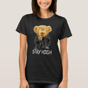 T-shirt Tee Stay High Bear Doll dans Veste en Cuir tenant