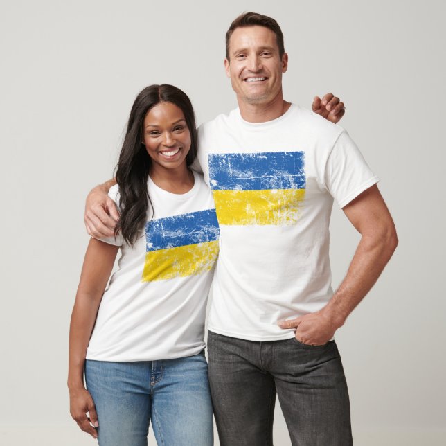 T-shirt Tenez-vous avec l'Ukraine, envahie par la Russie 2 (Unisexe)