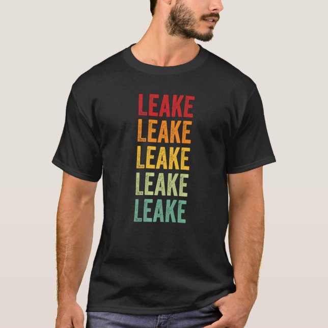 T-shirt Texte arc-en-ciel du comté de Leake (Devant)