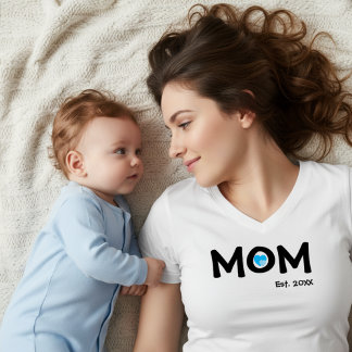 T-shirt Texte noir Maman établie Double cœur bleu