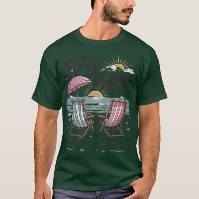 T-shirt The Beach Club Salty Mom gift (Devant)