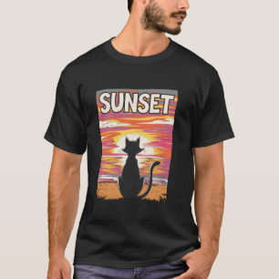 T-shirt Thème Félin Fantaisiste Chat au Coucher de Soleil 