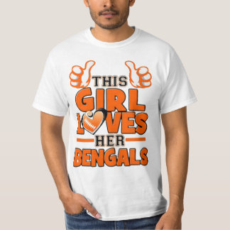 T-shirt This Girl Loves Her Bengals