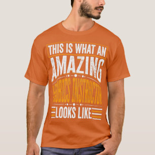 T-shirt This Is What An Amazing Aerobics instructor Looks 