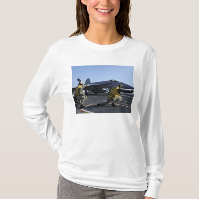 T-shirt Tirs à bord du USS George HW Bush (Devant)