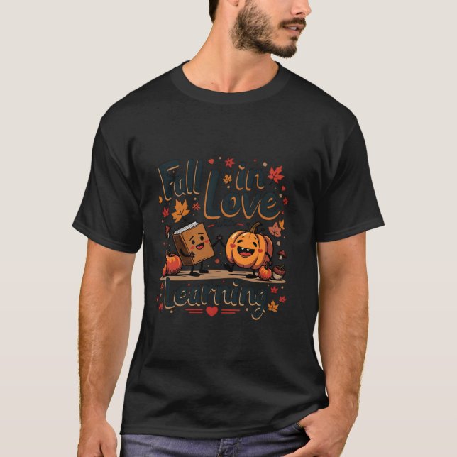 T-shirt Tomber dans l'amour avec le Citrouille de livre d' (Devant)
