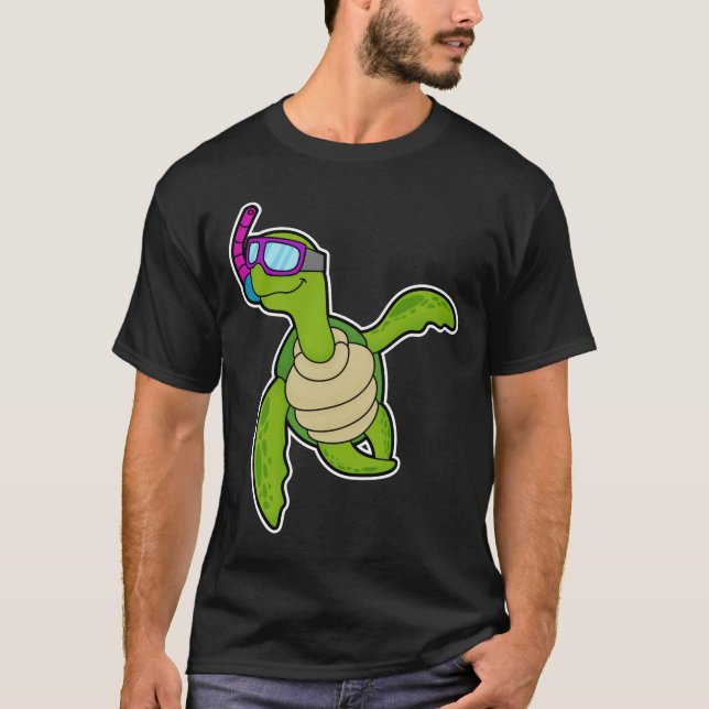 T-shirt Tortue à la natation avec tuba (Devant)