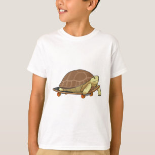T-shirt Tortue en patinage avec skateboard