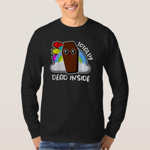 T-shirt Totalement mort à l'intérieur drôle Rainbow Coffin