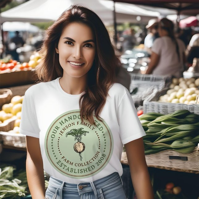 T-shirt Tournip Étiquette à la ferme familiale sur logo ve (Créateur téléchargé)