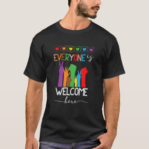 T-shirt Tout Le Monde Bienvenue Ici Levez Votre Main Lgbt