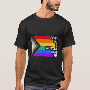 T-shirt Tout Le Monde Est Bienvenue Ici Trans Gay Lgbtq Ra