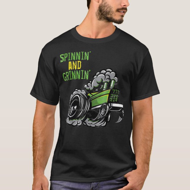 T-shirt Tractor    PullingSpinnin et Grinnin Pull  (Devant)