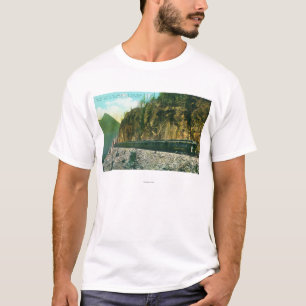 T-shirt Traînée au nord de point rocheux, de passage bla