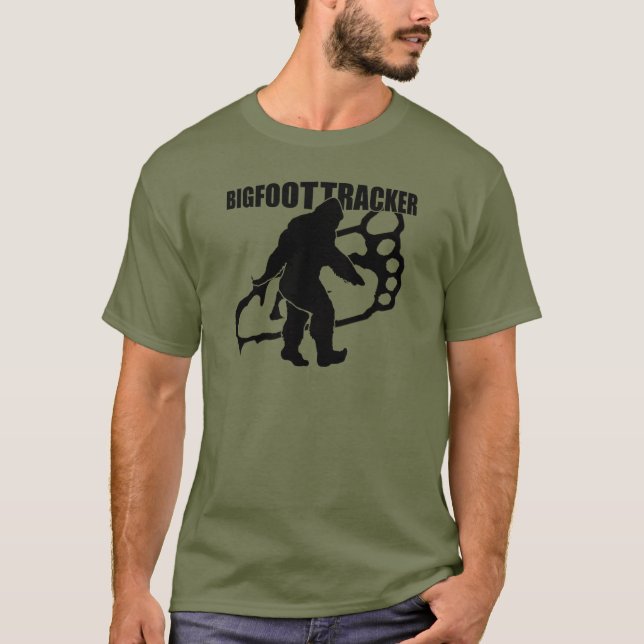 T-shirt TRAQUEUR de Bigfoot (Devant)