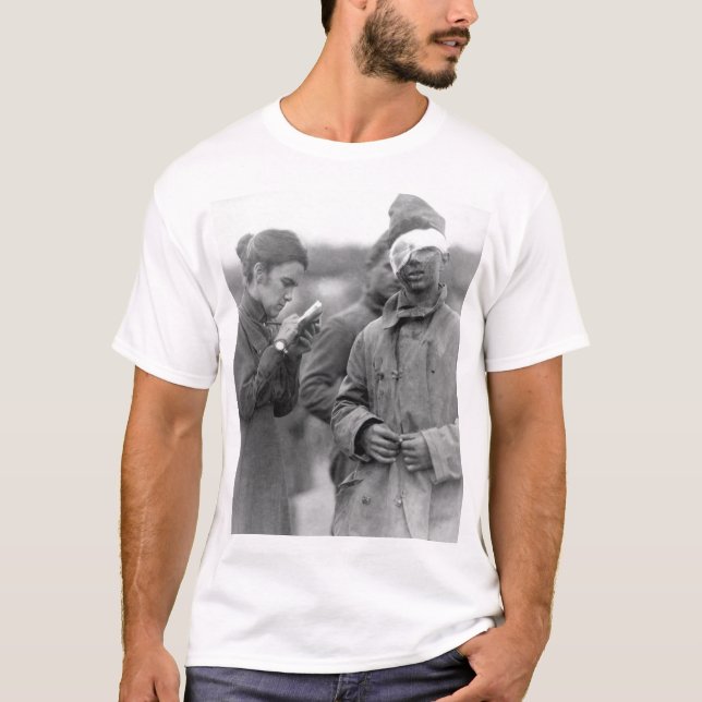 T-shirt Travailleur d'armée du salut écrivant un le à (Devant)