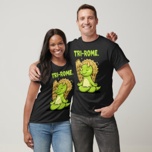 T-shirt Tri-Rome Zen Triceratops : Yoga de dinosaure migno
