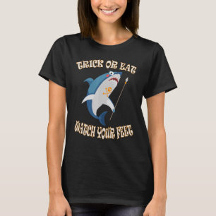 T-shirt Trick ou mangez regardez vos pieds requin pirate d