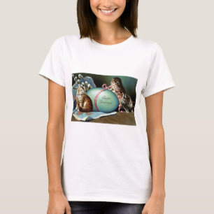 T-shirt Trois chats et grand oeuf de pâques bleu
