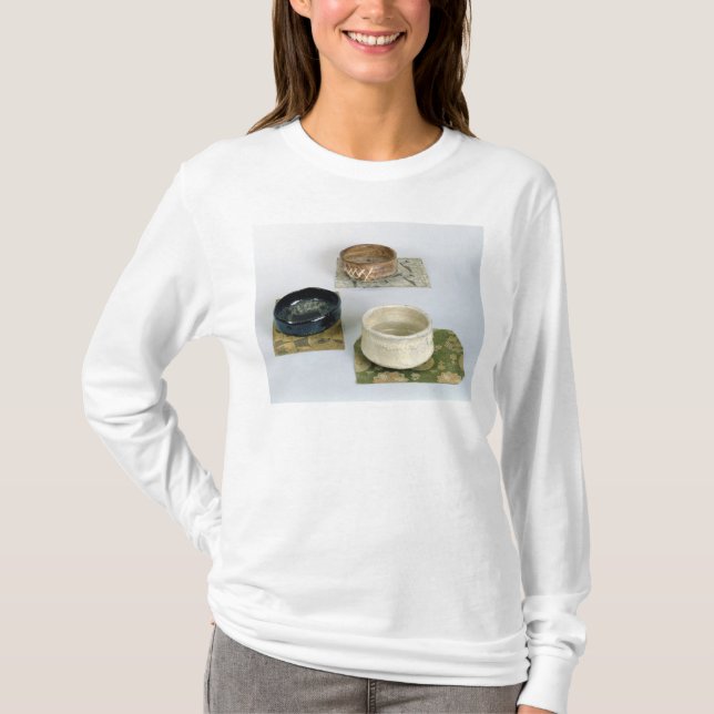 T-shirt Trois chawans utilisés pour les cérémonies de thé, (Devant)