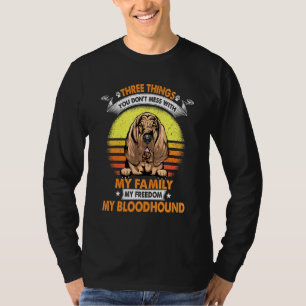 T-shirt Trois choses que vous ne dérangez pas Chien Limier
