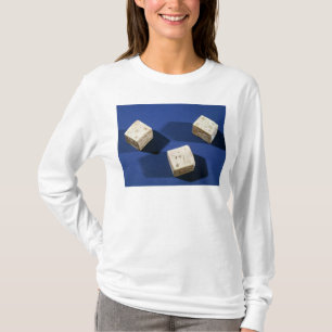 T-shirt Trois matrices, de l'Acropole chez Osteria