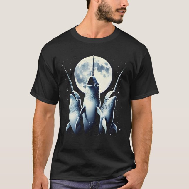 T-shirt Trois Narwhals hurlent à la lune comme trois loups (Devant)