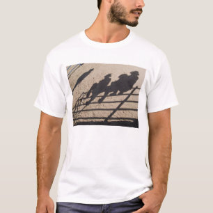 T-shirt Tucson, Arizona : Ombres des concurrents de rodéo