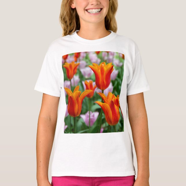 T-shirt Tulipes orange vif dans le parc (Devant)