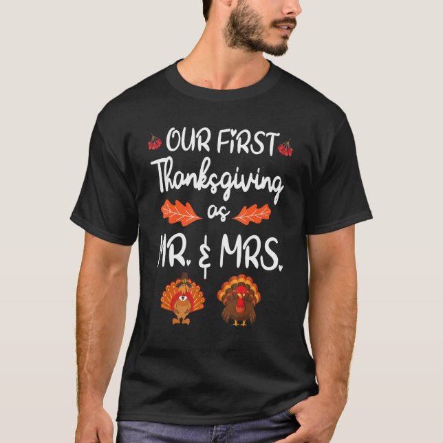 T-shirt Turquie Dansez Heureux Notre Premier Thanksgiving  (Devant)